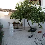 Iviskos House Sifnos בית נופש *